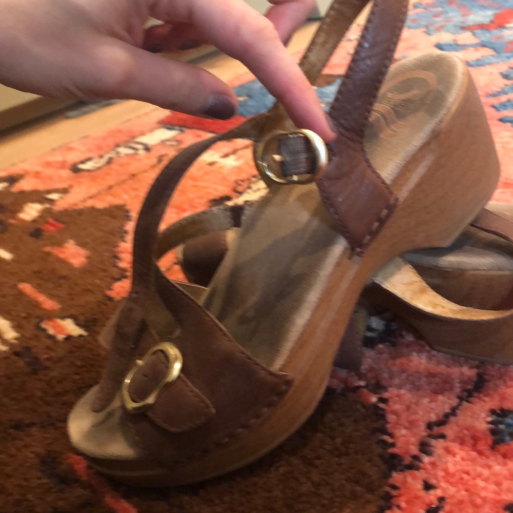 Dansko wedges!